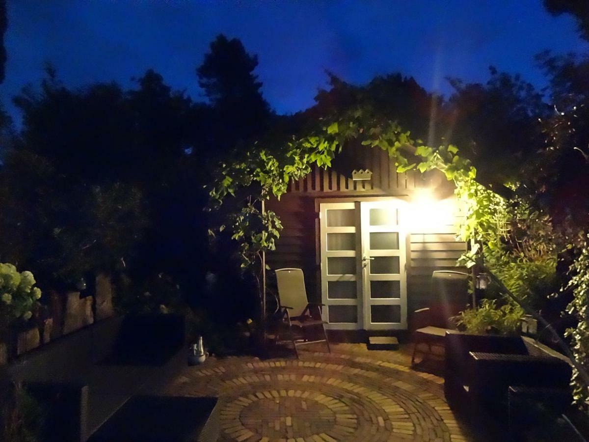 Peter&Trienke's Bed&Brochje Bed and Breakfast Stiens Buitenkant foto